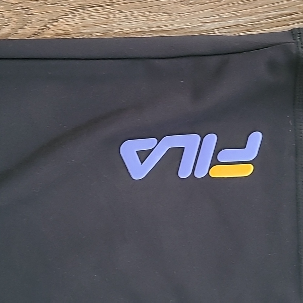 FILA BRAND WOMENS BLACK TRAINING CROP PANTS SIZE XL - Picture 2 of 11